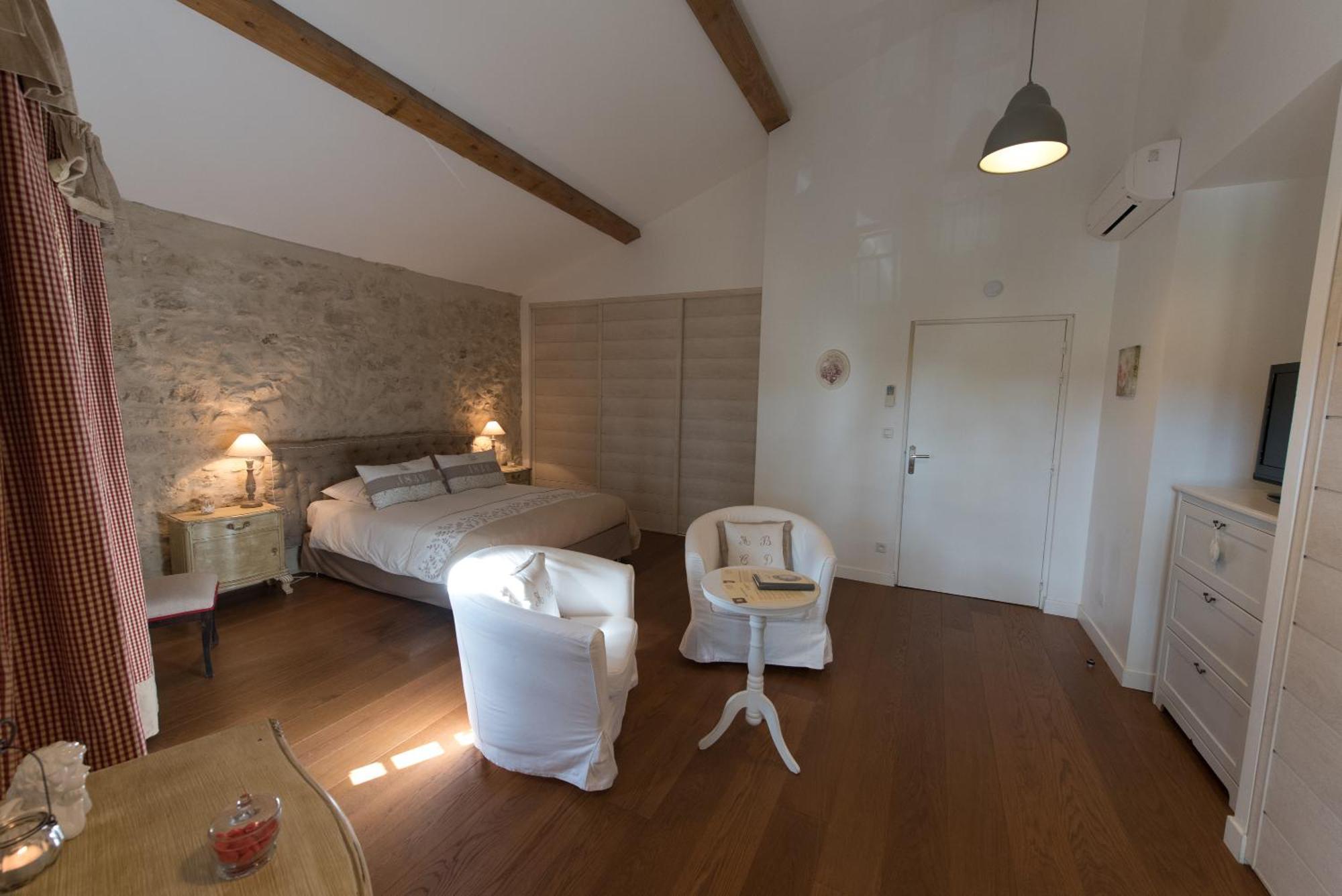 Le Relais De Pigasse Hotel Ouveillan Eksteriør billede
