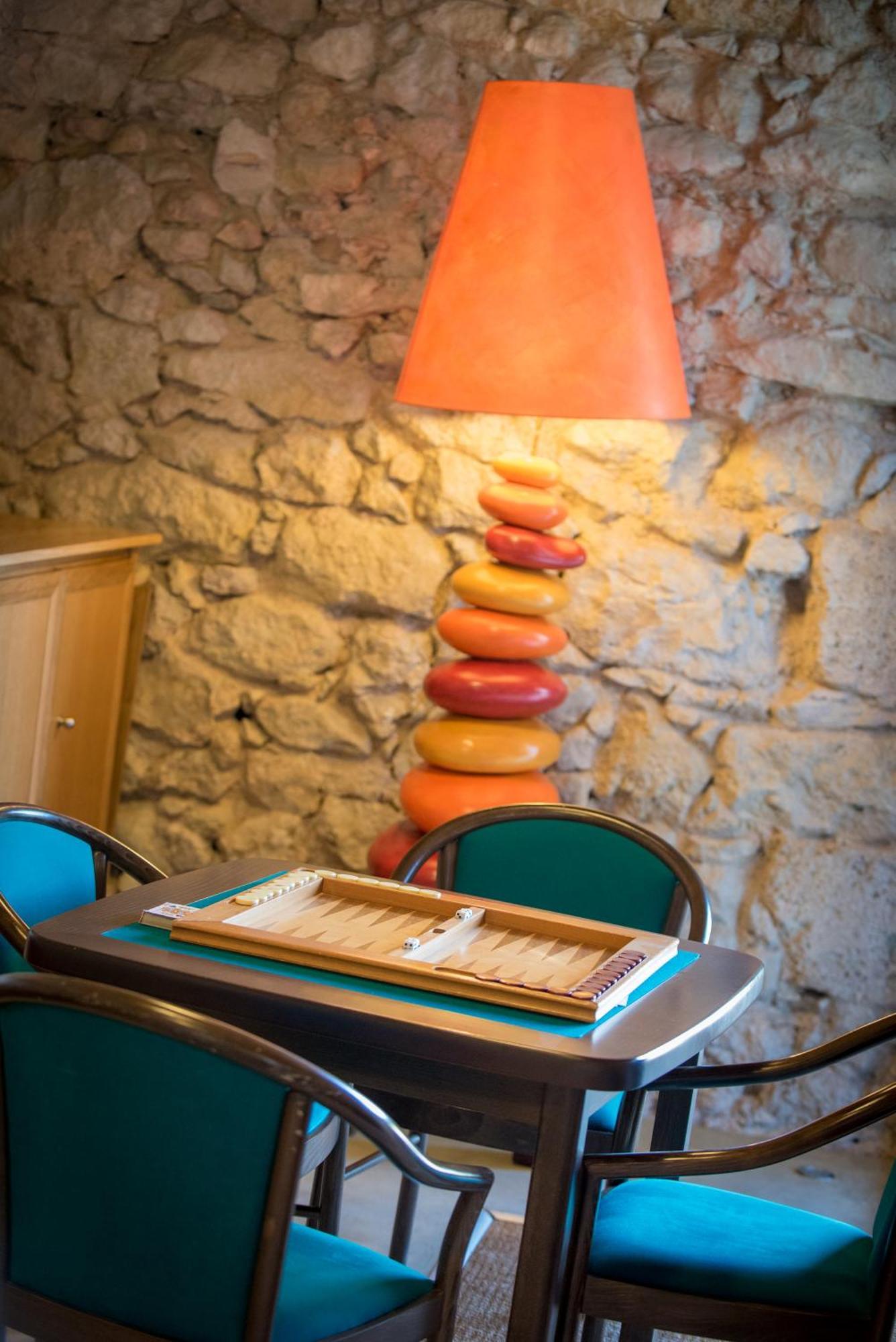 Le Relais De Pigasse Hotel Ouveillan Eksteriør billede